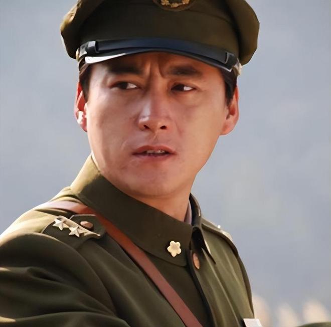 满脸皱纹韦唯疲惫沧桑冯远征眼袋有3层k8凯发一触即发明星老了不敢认朱军(图9)